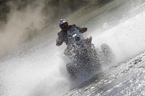 Dakar 2013: Overwinning glipt Nederlandse team door de vingers + UITSLAG